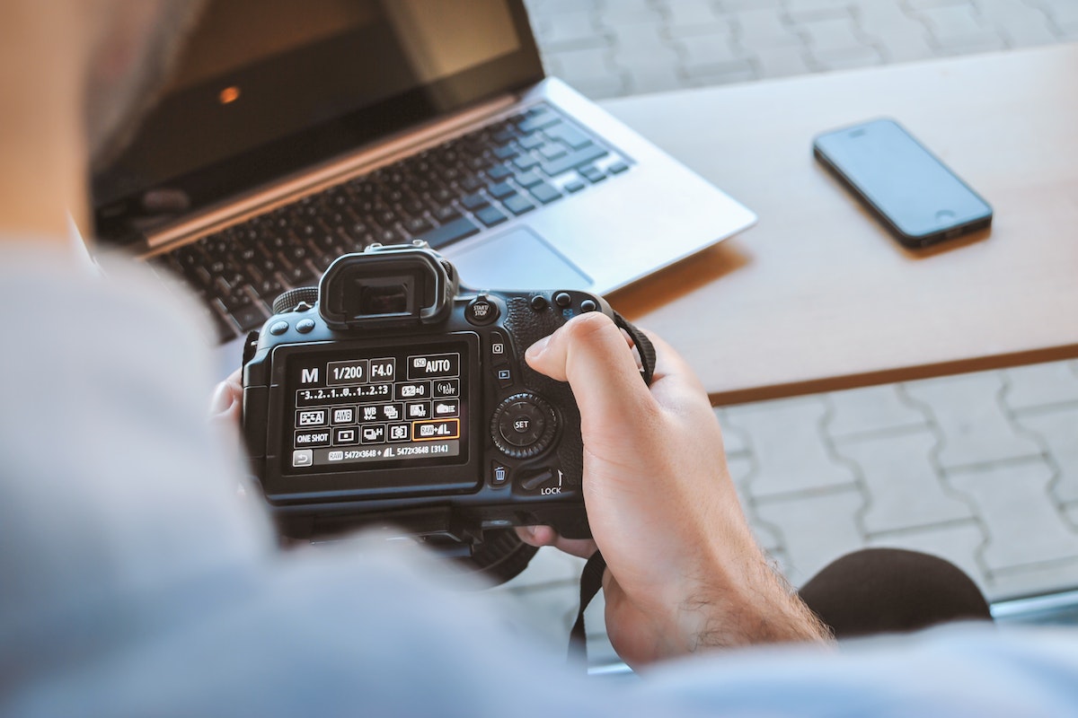 6 Important Pieces of Equipment for a Photography Business